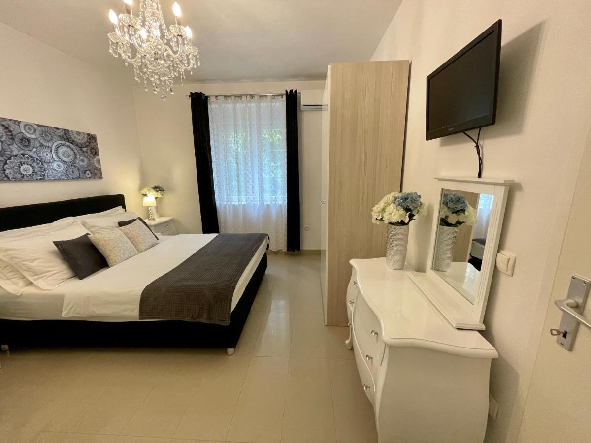 Central Square Guest House Zadar Exterior photo